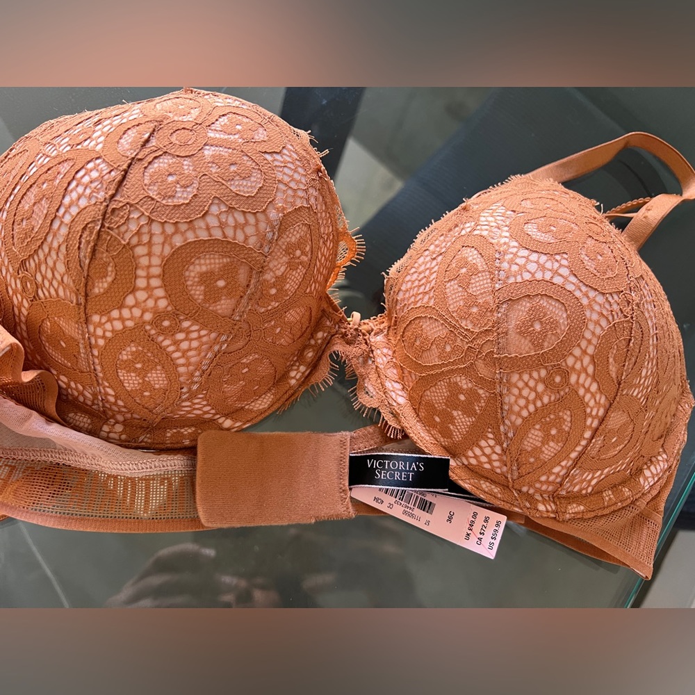 NWT VS tan color bra
